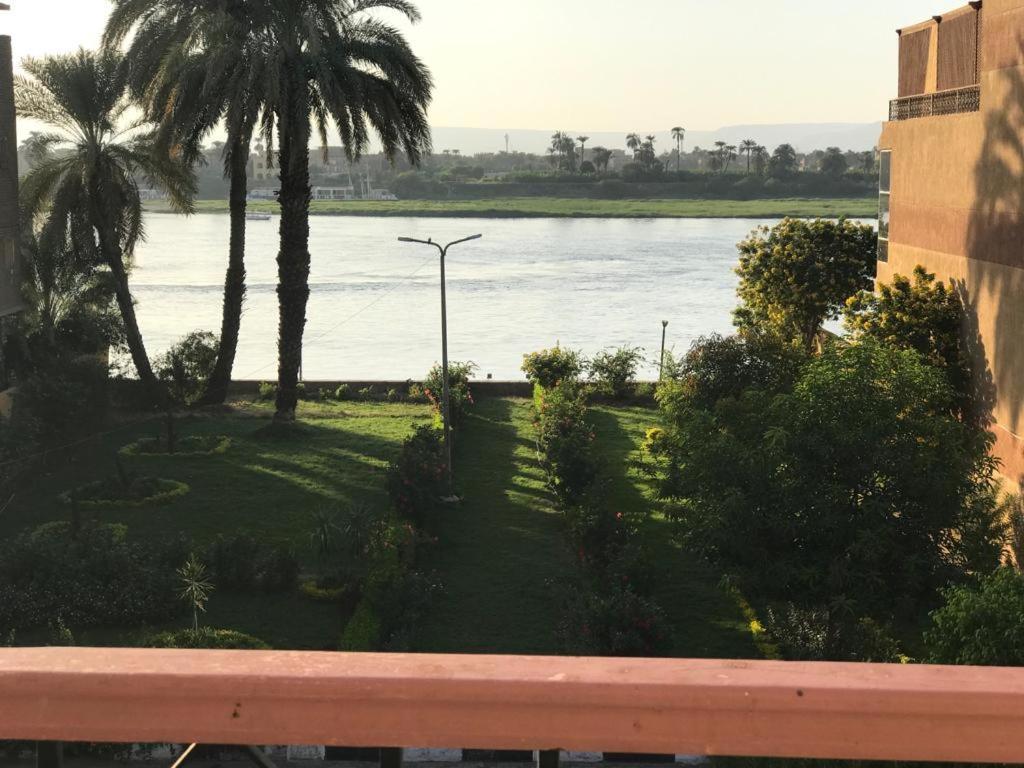 East Luxor Apartments With Nile Views Jazirat al Awwamiyah Exterior photo